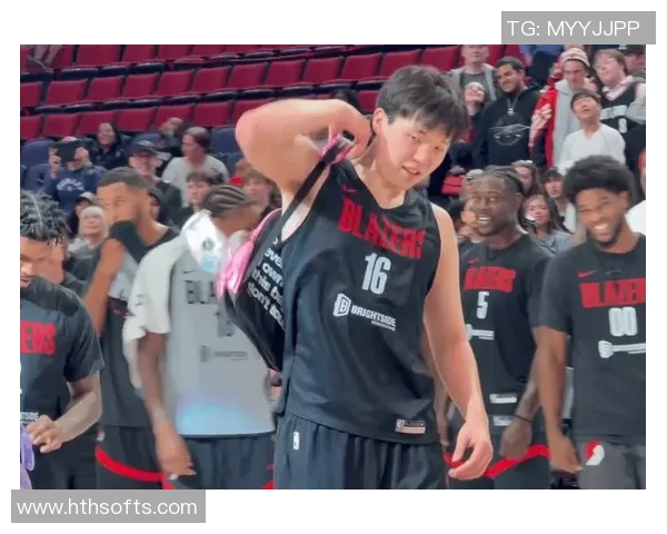 老将风采再现霍勒迪与杨瀚森联手绝杀克林根精彩瞬间回顾 老将风采再现霍勒迪与杨瀚森联手绝杀克林根精彩瞬间回顾