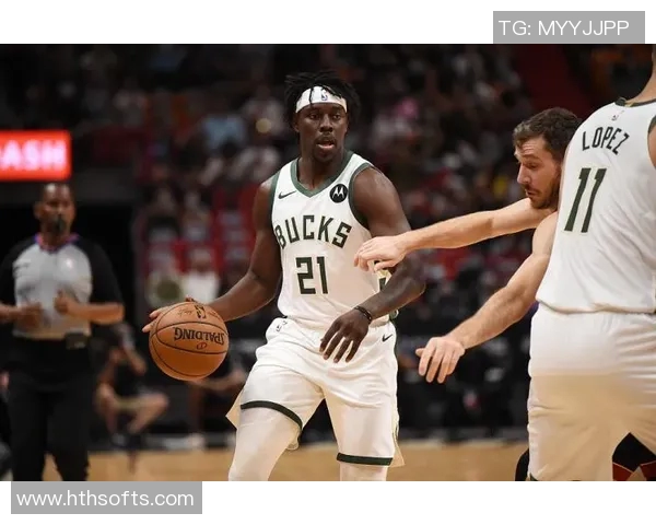 理查兹半场表现抢眼5中3斩获7分助攻1次正负值高达16分