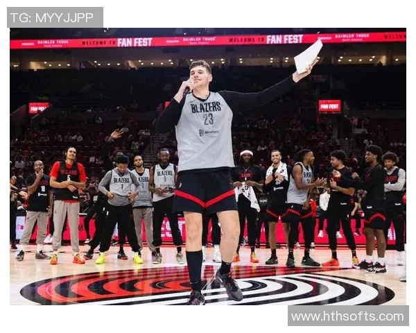 开拓者队今日取消媒体采访球员们已陆续离队引发关注 开拓者队今日取消媒体采访球员们已陆续离队引发关注