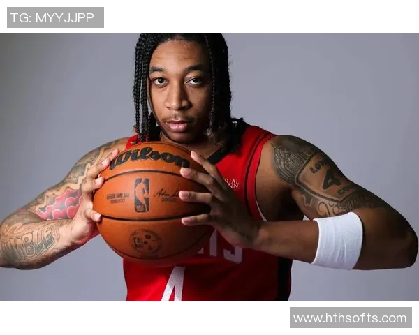 乌度卡强调提升三分球产量鼓励球员果断出手增加底角三分机会 乌度卡强调提升三分球产量鼓励球员果断出手增加底角三分机会